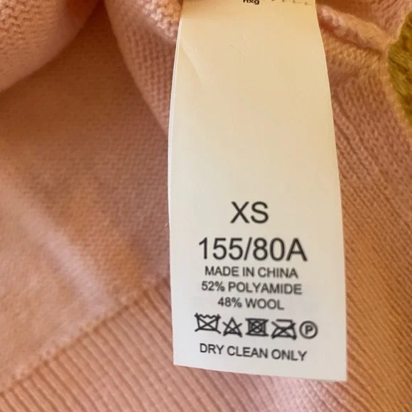 Kate Spade wink and lips sweater size XS - Picture 5 of 10